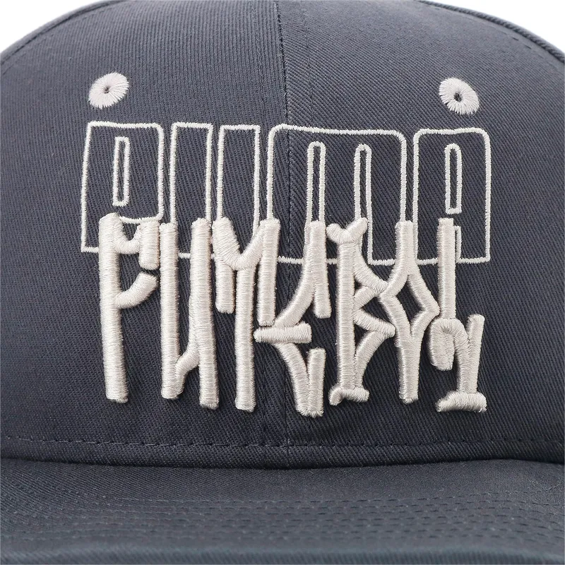 shapka-ploska-cherna-snapbek-ot-puma
