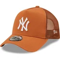 shapka-izvita-traker-kafyav-snapbek-a-frame-tonal-mesh-na-new-york-yankees-mlb-ot-new-era
