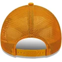 shapka-izvita-traker-oranzhev-snapbek-a-frame-tonal-mesh-na-new-york-yankees-mlb-ot-new-era