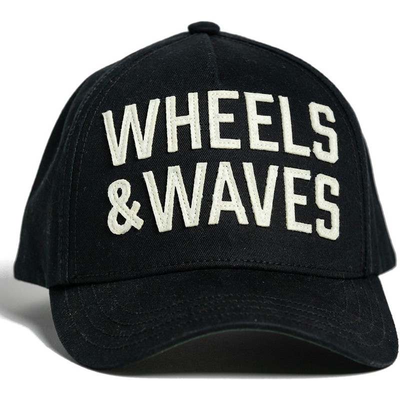 curved brim snapback