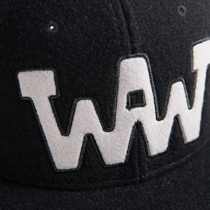 shapka-ploska-cherna-snapbek-waw-ww29-ot-wheels-and-waves shapka-ploska-cherna-snapbek-waw-ww29-ot-wheels-and-waves