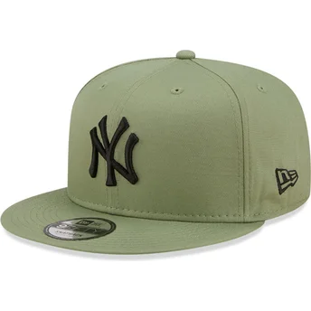 new-era-9fifty-league-essential-mlb-new-york-yankees-grune-snapback-kappe-mit-schwarzem-logo