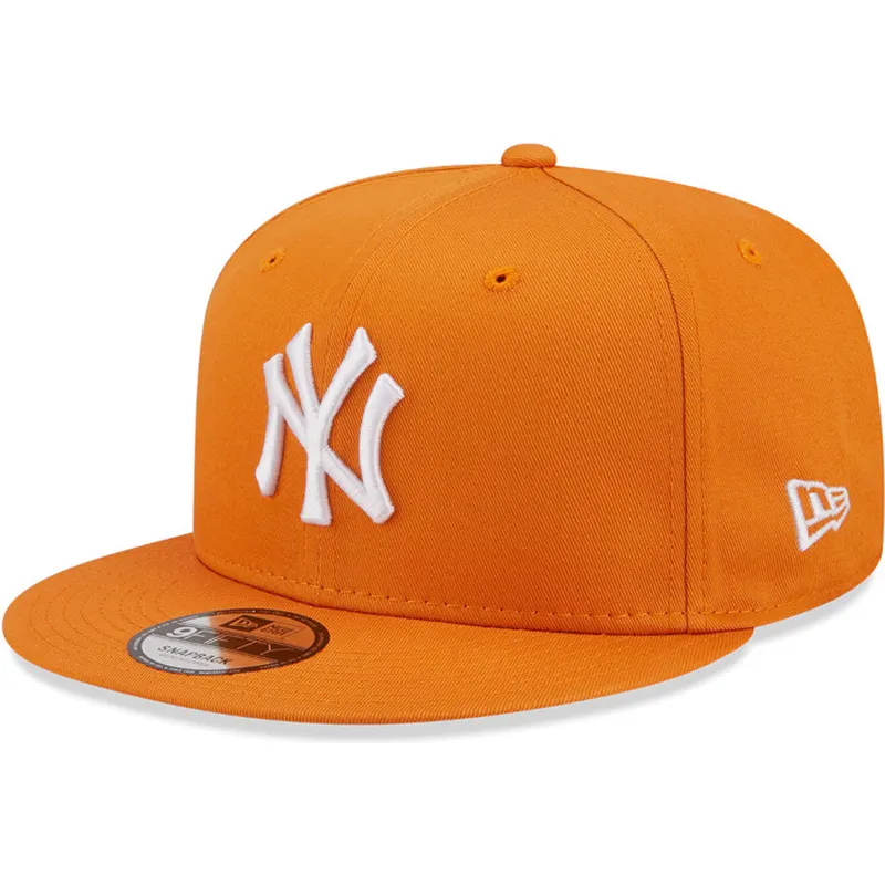 shapka-ploska-oranzhev-snapbek-9fifty-league-essential-na-new-york-yankees-mlb-ot-new-era