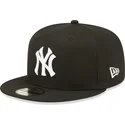shapka-ploska-cherna-snapbek-9fifty-coops-na-new-york-yankees-mlb-ot-new-era