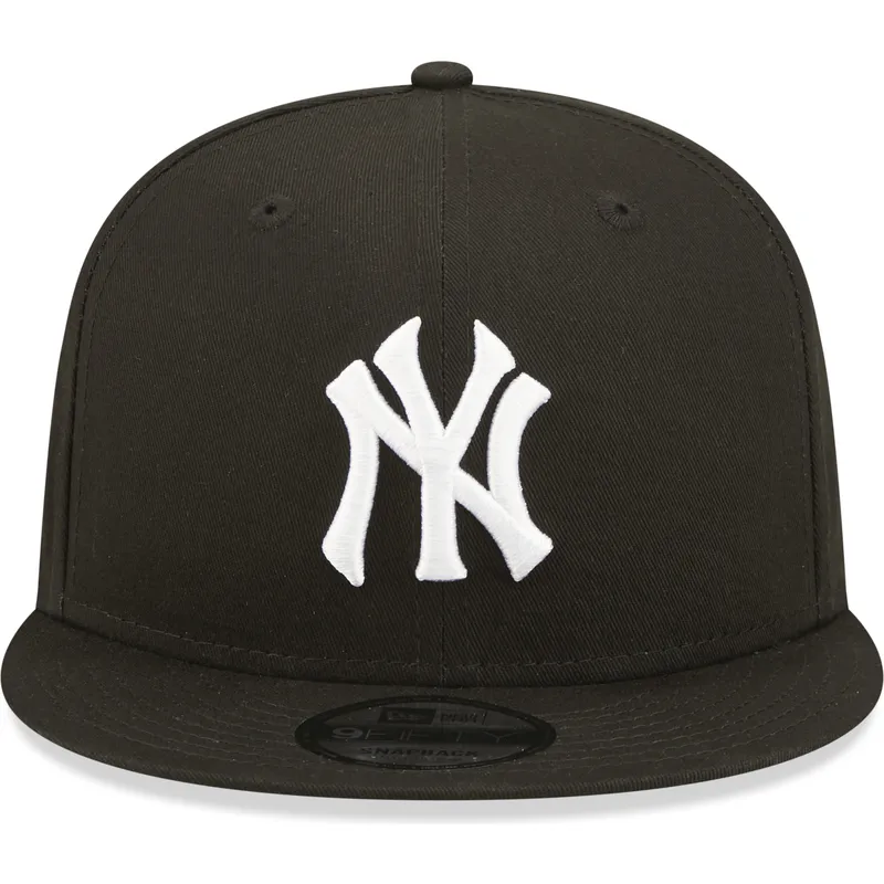 shapka-ploska-cherna-snapbek-9fifty-coops-na-new-york-yankees-mlb-ot-new-era