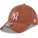 shapka-izvita-kafyav-prilepnala-39thirty-cord-na-new-york-yankees-mlb-ot-new-era