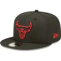 schwarze-snapback-kappe-mit-flachem-schirm-und-rotem-logo-9fifty-neon-pack-der-chicago-bulls-nba-von-new-era