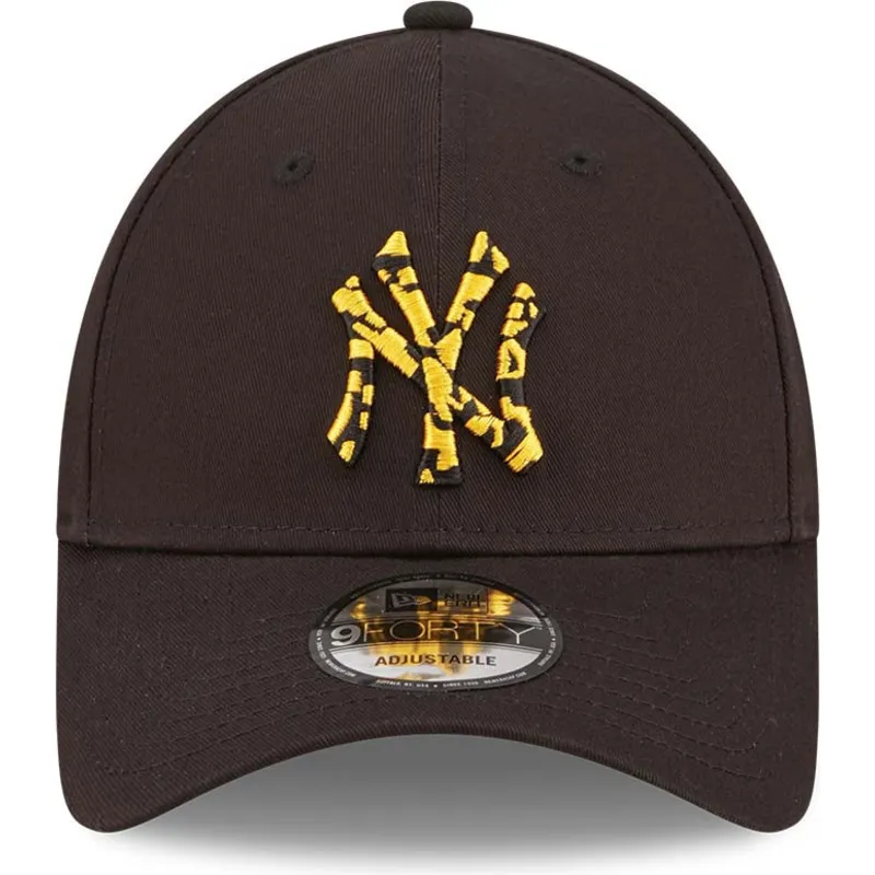 schwarze-verstellbare-curved-cap-mit-gelbem-logo-9forty-seasonal-infill-der-new-york-yankees-mlb-von-new-era