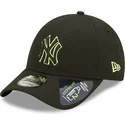 schwarze-snapback-kappe-mit-gebogenem-schirm-und-grunem-logo-9forty-neon-pack-repreve-der-new-york-yankees-mlb-von-new-era