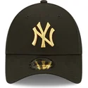 shapka-izvita-cherna-reguliruem-dorado-9forty-metallic-na-new-york-yankees-mlb-ot-new-era