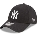 shapka-izvita-cherna-reguliruem-9forty-the-league-melton-wool-na-new-york-yankees-mlb-ot-new-era