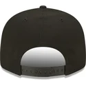 shapka-ploska-cherna-snapbek-9fifty-league-essential-na-new-york-yankees-mlb-ot-new-era
