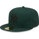 shapka-ploska-zelena-prilepnala-59fifty-league-essential-na-new-york-yankees-mlb-ot-new-era