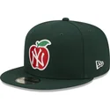 shapka-ploska-zelena-snapbek-9fifty-ny-apple-na-new-york-yankees-mlb-ot-new-era