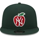 shapka-ploska-zelena-snapbek-9fifty-ny-apple-na-new-york-yankees-mlb-ot-new-era