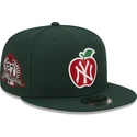 shapka-ploska-zelena-snapbek-9fifty-ny-apple-na-new-york-yankees-mlb-ot-new-era