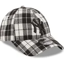 shapka-izvita-cherna-reguliruem-9forty-plaid-na-new-york-yankees-mlb-ot-new-era