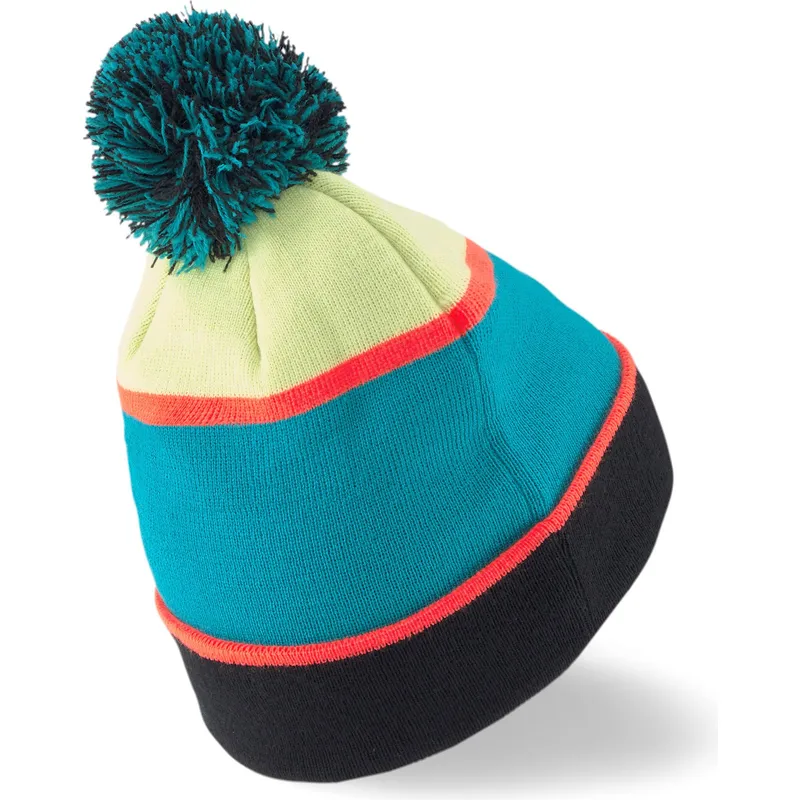 shapka-cherna-pompon-basketball-ot-puma