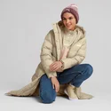 shapka-pompon-violetka-ot-puma