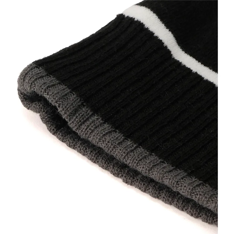 shapka-pompon-cherna-ot-puma shapka-pompon-cherna-ot-puma