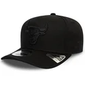 shapka-izvita-cherna-snapbek-9fifty-tonal-stretch-snap-na-chicago-bulls-nba-ot-new-era
