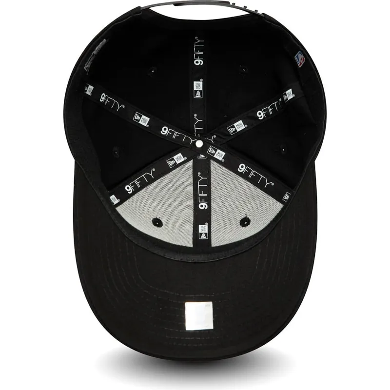 shapka-izvita-cherna-snapbek-9fifty-tonal-stretch-snap-na-chicago-bulls-nba-ot-new-era