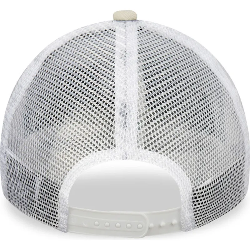 beige-und-weisse-trucker-kappe-9forty-a-frame-der-new-york-yankees-mlb-von-new-era