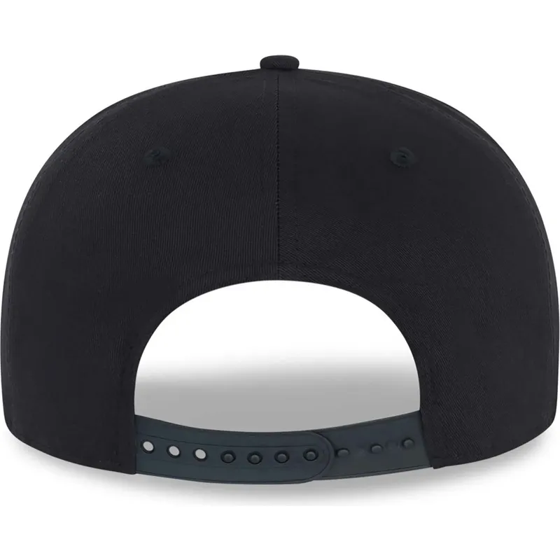 shapka-ploska-cherna-snapbek-9fifty-essential-na-chicago-white-sox-mlb-ot-new-era shapka-ploska-cherna-snapbek-9fifty-essential-na-chicago-white-sox-mlb-ot-new-era