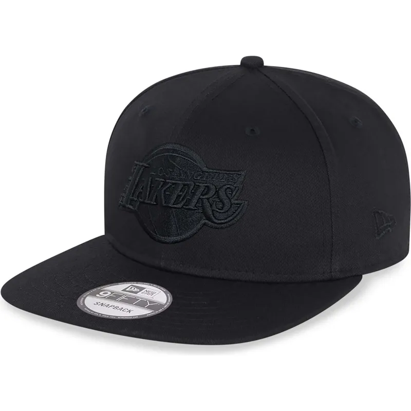 schwarze-flache-snapback-kappe-mit-schwarzem-logo-9fifty-der-los-angeles-lakers-nba-von-new-era