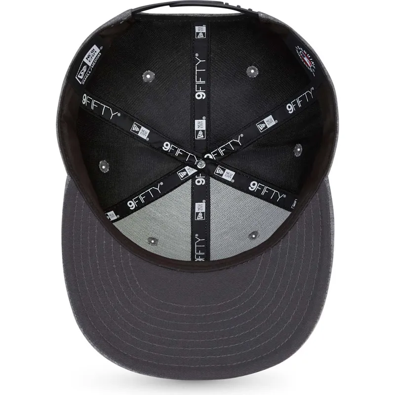 shapka-ploska-siv-snapbek-9fifty-jersey-medium-na-new-york-yankees-mlb-ot-new-era