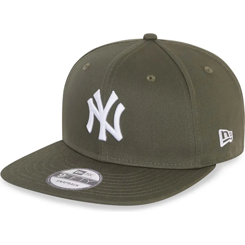 shapka-ploska-zelena-snapbek-9fifty-essential-na-new-york-yankees-mlb-ot-new-era