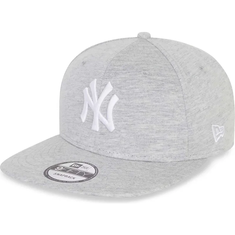 shapka-ploska-siv-snapbek-9fifty-jersey-medium-na-new-york-yankees-mlb-ot-new-era