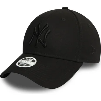Шапка извита черна регулируем 9FORTY Essential на New York Yankees MLB от New Era