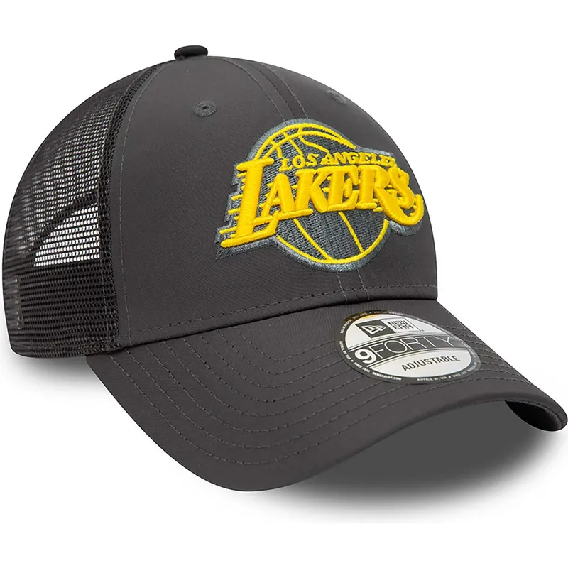 shapka-izvita-traker-siv-reguliruem-9forty-home-field-na-los-angeles-lakers-nba-ot-new-era