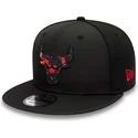 shapka-ploska-cherna-snapbek-9fifty-print-infill-na-chicago-bulls-nba-ot-new-era