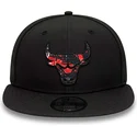 shapka-ploska-cherna-snapbek-9fifty-print-infill-na-chicago-bulls-nba-ot-new-era