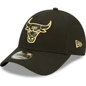 shapka-izvita-cherna-reguliruem-dorado-9forty-metallic-na-chicago-bulls-nba-ot-new-era