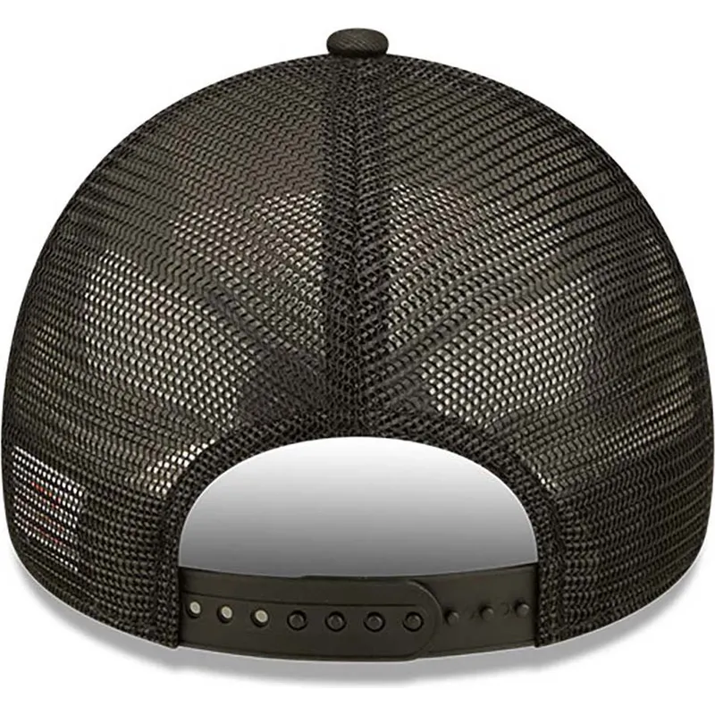 shapka-izvita-traker-cherna-snapbek-a-frame-repreve-lucky-paws-ot-new-era