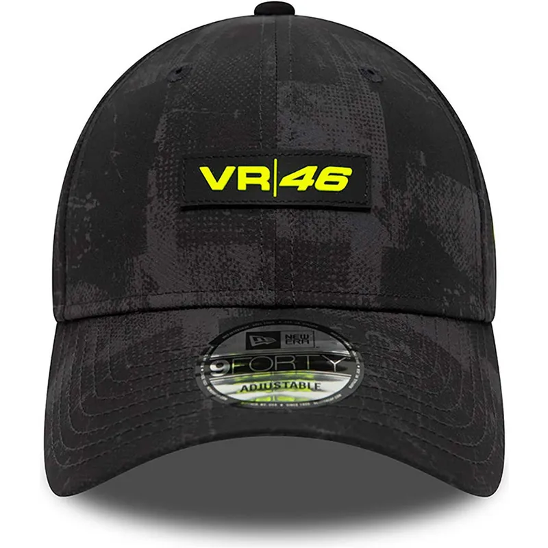 shapka-izvita-cherna-reguliruema-valentino-rossi-vr46-9forty-all-over-print-na-valentino-rossi-vr46-motogp-ot-new-era