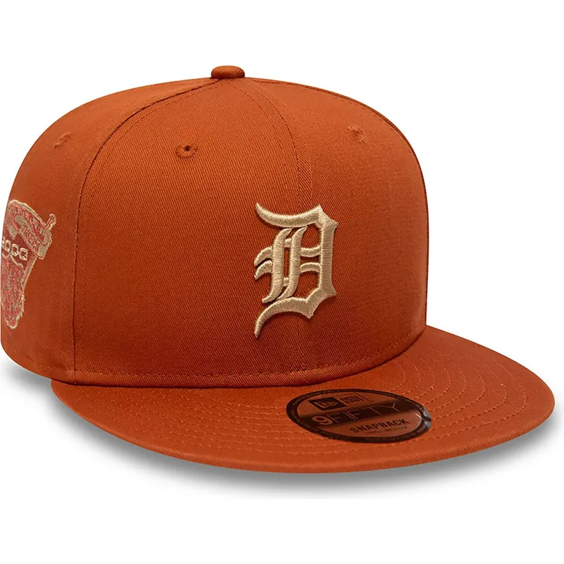 shapka-ploska-kafyav-snapbek-9fifty-side-patch-na-detroit-tigers-mlb-ot-new-era