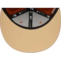 shapka-ploska-kafyav-snapbek-9fifty-side-patch-na-detroit-tigers-mlb-ot-new-era