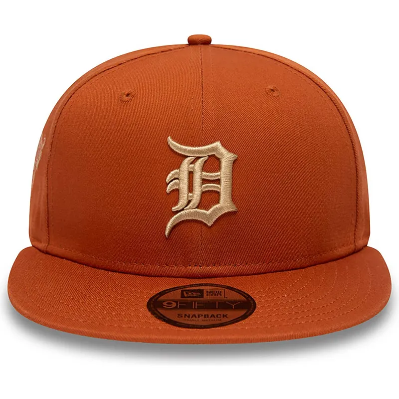shapka-ploska-kafyav-snapbek-9fifty-side-patch-na-detroit-tigers-mlb-ot-new-era