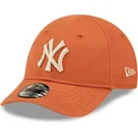 shapka-izvita-oranzhev-reguliruem-za-deca-9forty-league-essential-na-new-york-yankees-mlb-ot-new-era