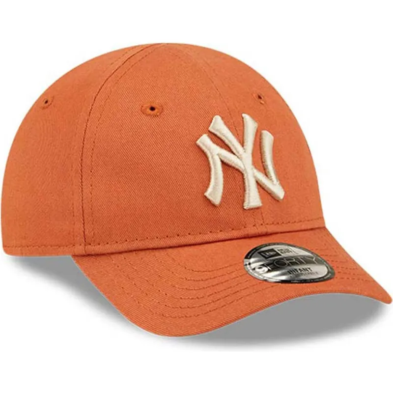 shapka-izvita-oranzhev-reguliruem-za-deca-9forty-league-essential-na-new-york-yankees-mlb-ot-new-era shapka-izvita-oranzhev-reguliruem-za-deca-9forty-league-essential-na-new-york-yankees-mlb-ot-new-era