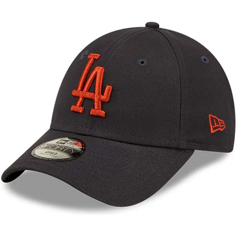 shapka-izvita-tmnosin-reguliruema-za-deca-marron-9forty-league-essential-na-los-angeles-dodgers-mlb-ot-new-era shapka-izvita-tmnosin-reguliruema-za-deca-marron-9forty-league-essential-na-los-angeles-dodgers-mlb-ot-new-era