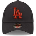shapka-izvita-tmnosin-reguliruema-za-deca-marron-9forty-league-essential-na-los-angeles-dodgers-mlb-ot-new-era