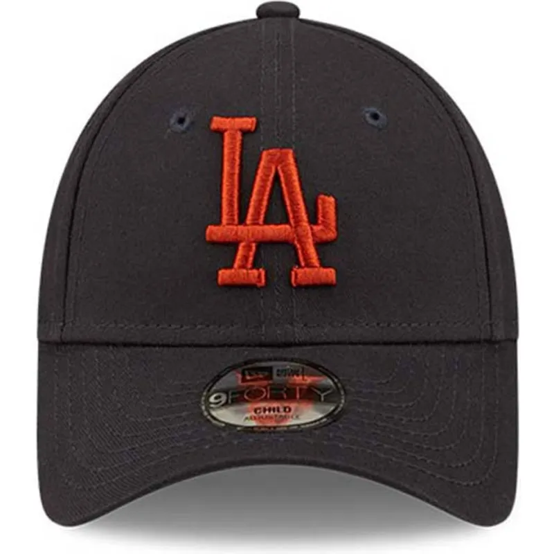 shapka-izvita-tmnosin-reguliruema-za-deca-marron-9forty-league-essential-na-los-angeles-dodgers-mlb-ot-new-era shapka-izvita-tmnosin-reguliruema-za-deca-marron-9forty-league-essential-na-los-angeles-dodgers-mlb-ot-new-era