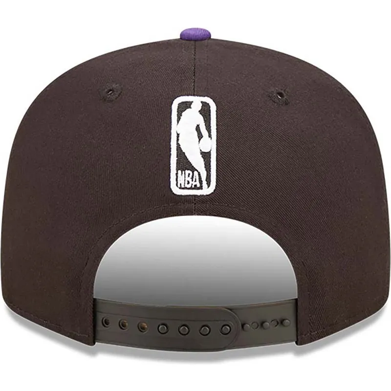shapka-ploska-cherna-snapbek-9fifty-team-patch-na-los-angeles-lakers-nba-ot-new-era