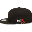 shapka-ploska-cherna-snapbek-9fifty-flower-na-new-york-yankees-mlb-ot-new-era