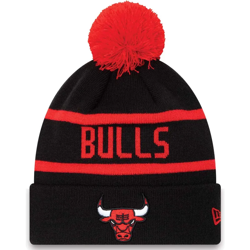 shapka-pompon-cherna-cuff-jake-na-chicago-bulls-nba-ot-new-era